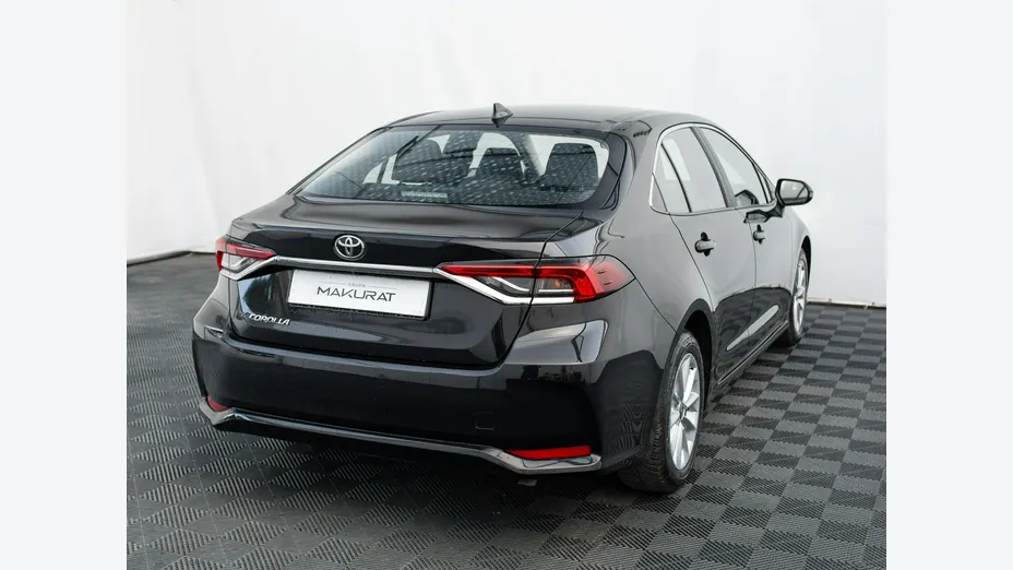TOYOTA Corolla -