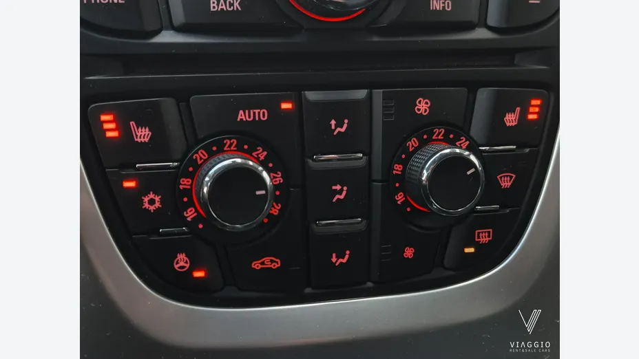 OPEL Astra -