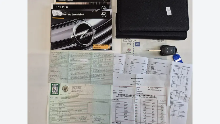 OPEL Astra -