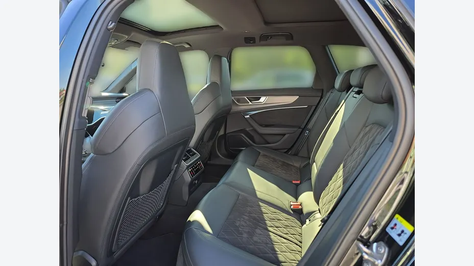 AUDI RS6 Avant -