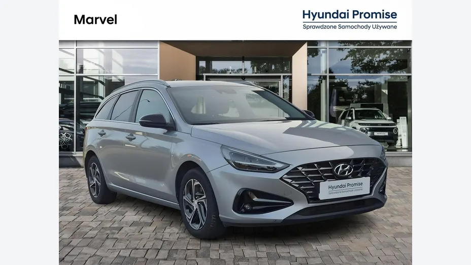 HYUNDAI i30 -