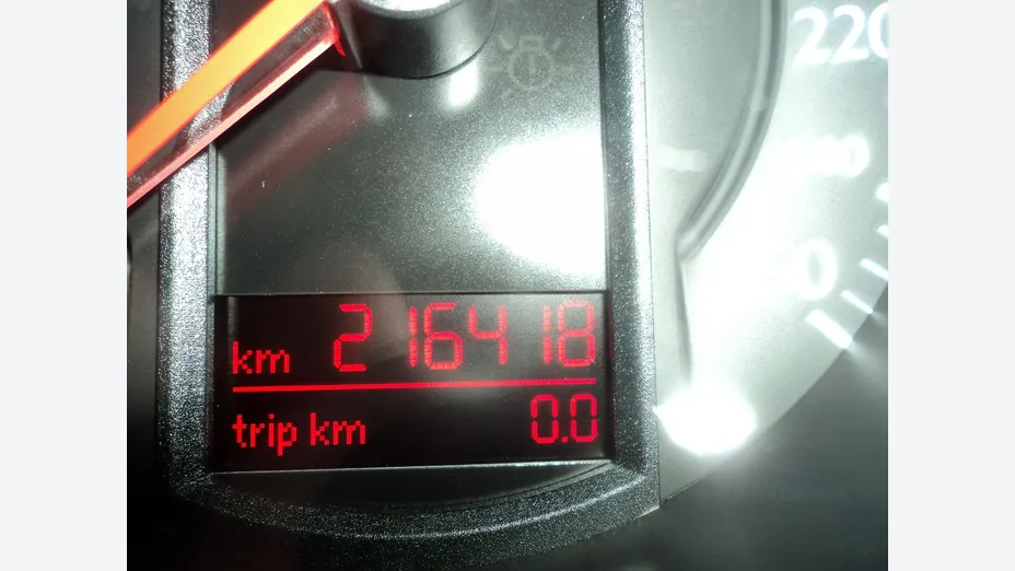 VOLKSWAGEN Passat -