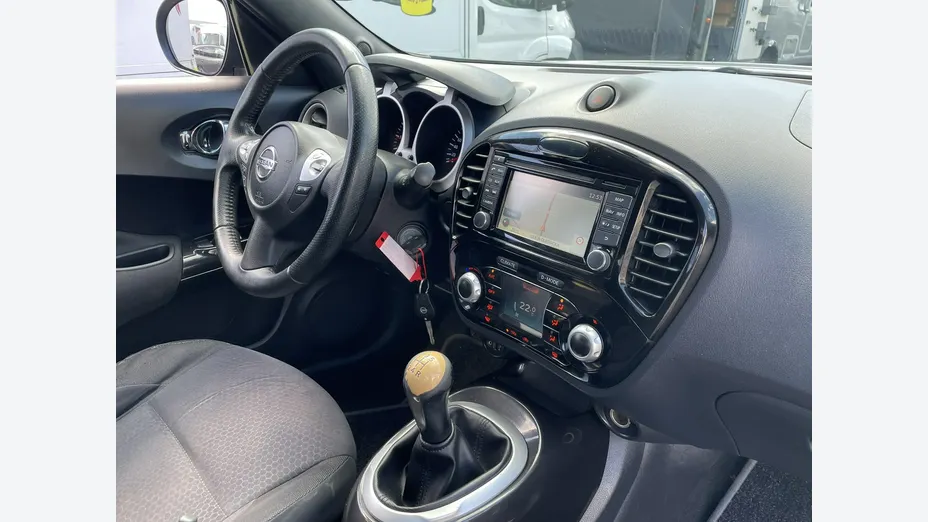NISSAN Juke -