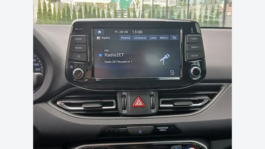 HYUNDAI i30 -