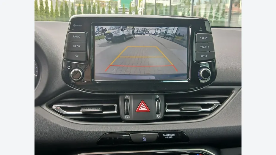 HYUNDAI i30 -