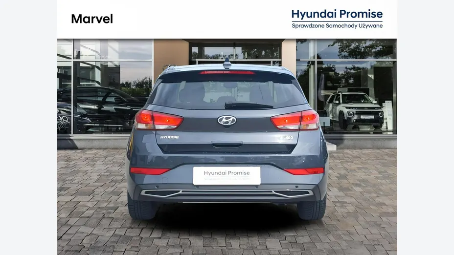HYUNDAI i30 -