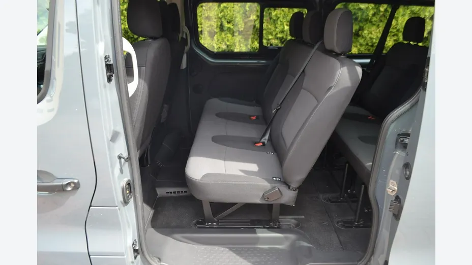 RENAULT Trafic -