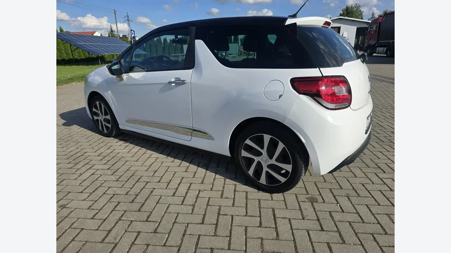 CITROEN DS3 -