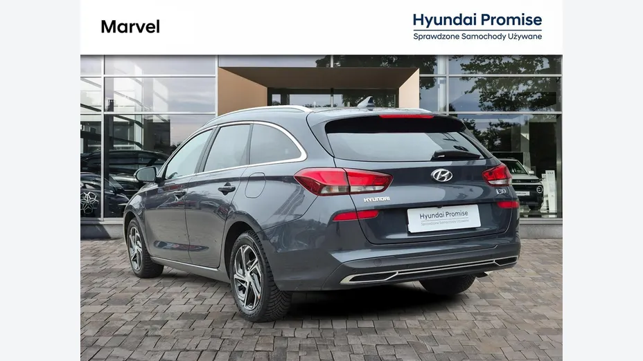 HYUNDAI i30 -