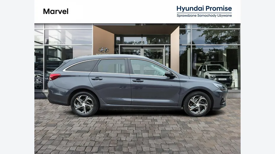 HYUNDAI i30 -