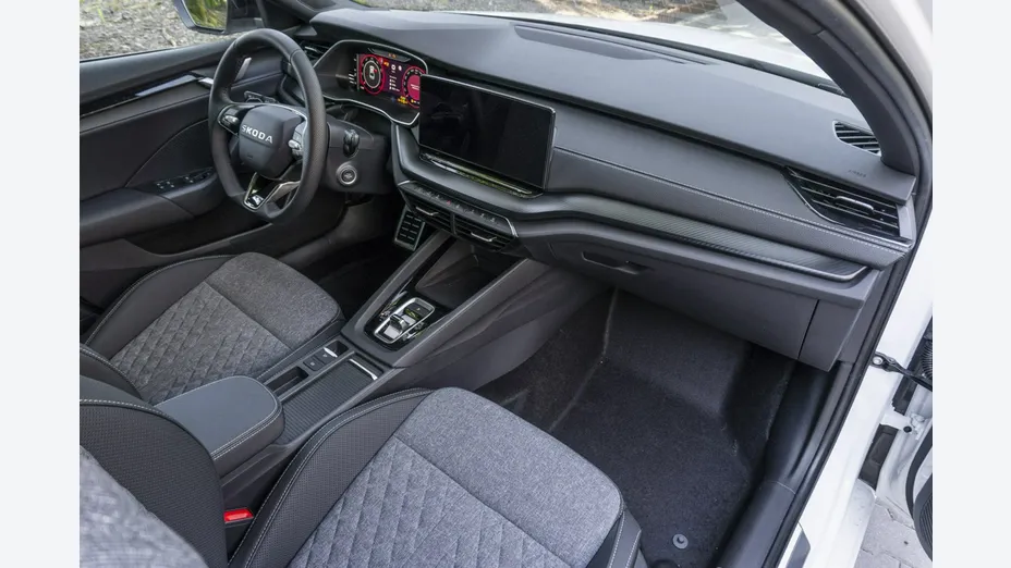 SKODA Octavia -