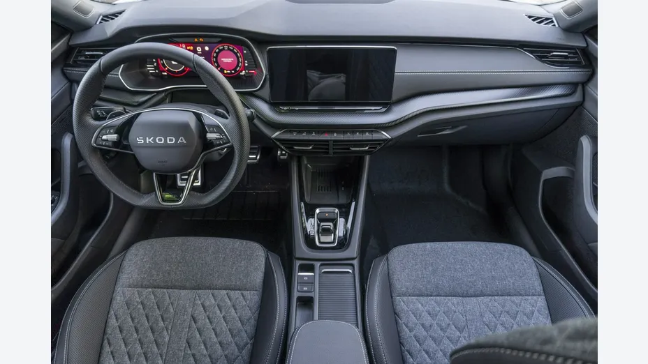 SKODA Octavia -