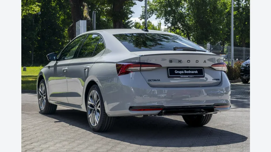 SKODA Octavia -