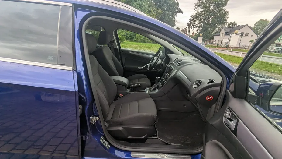 FORD Mondeo -