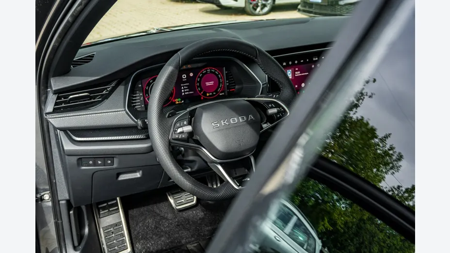 SKODA Octavia -