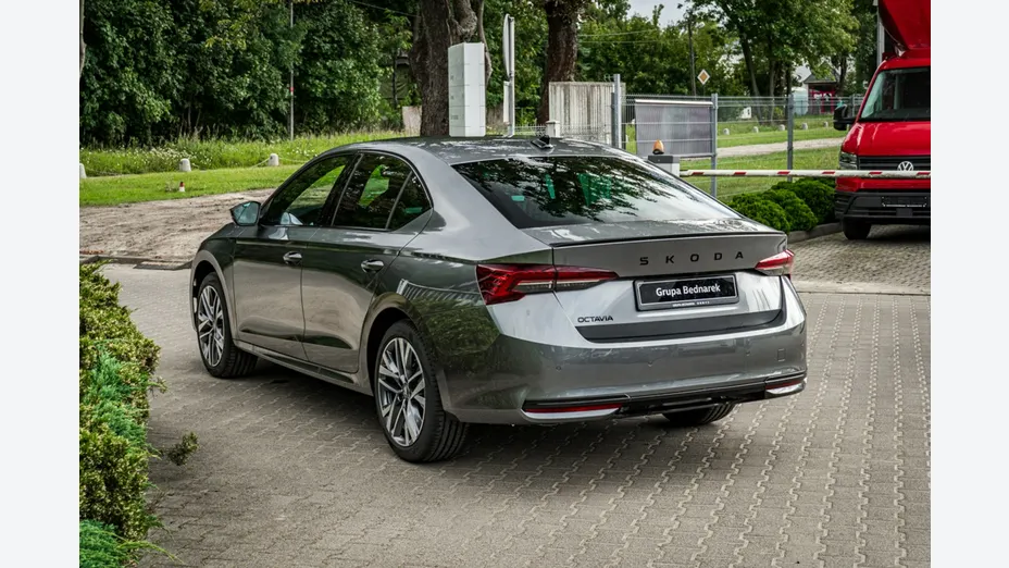 SKODA Octavia -