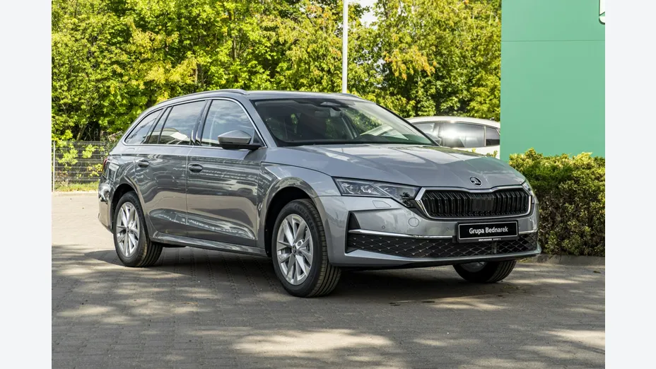 SKODA Octavia -