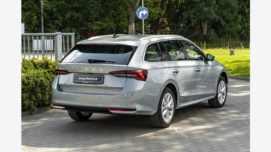 SKODA Octavia -