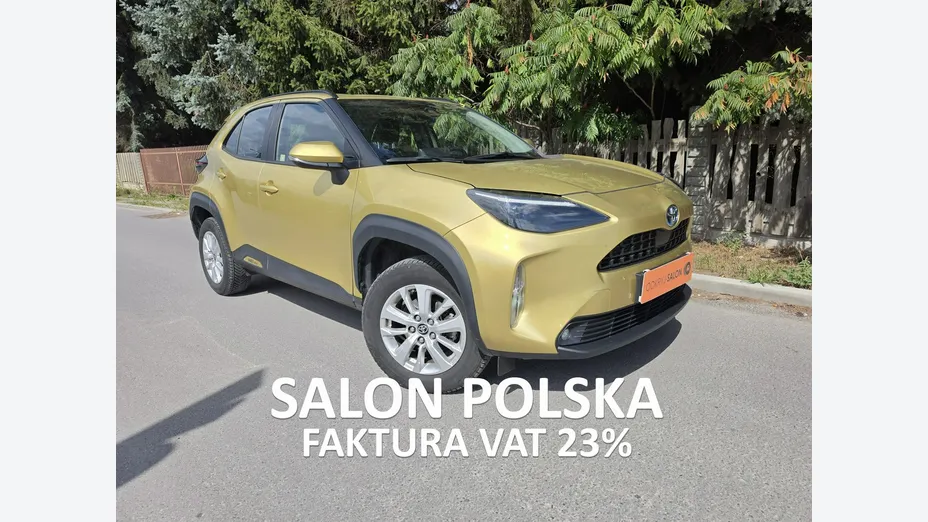 TOYOTA Yaris Cross -