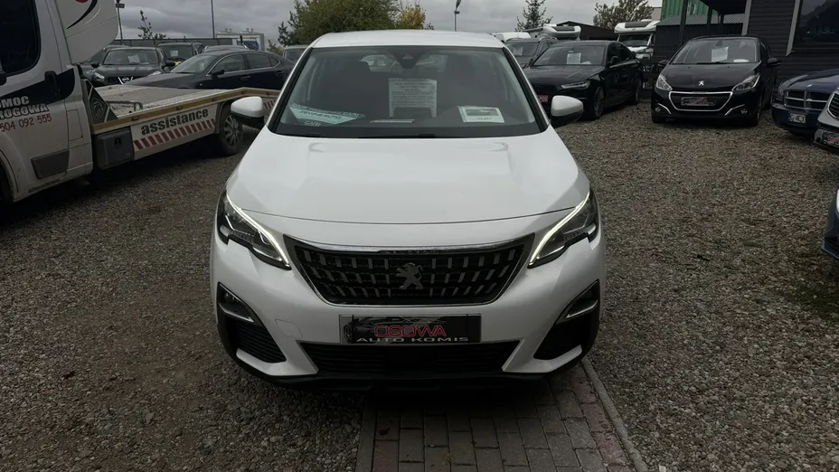 PEUGEOT 3008 -