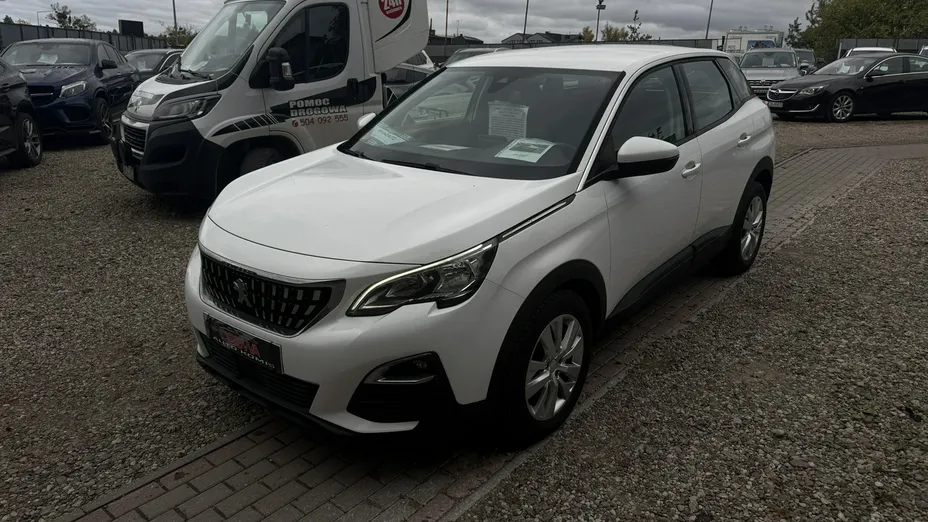 PEUGEOT 3008 -