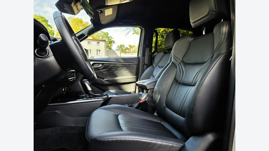 ISUZU D-Max -
