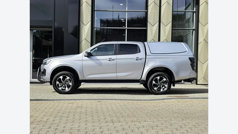 ISUZU D-Max -