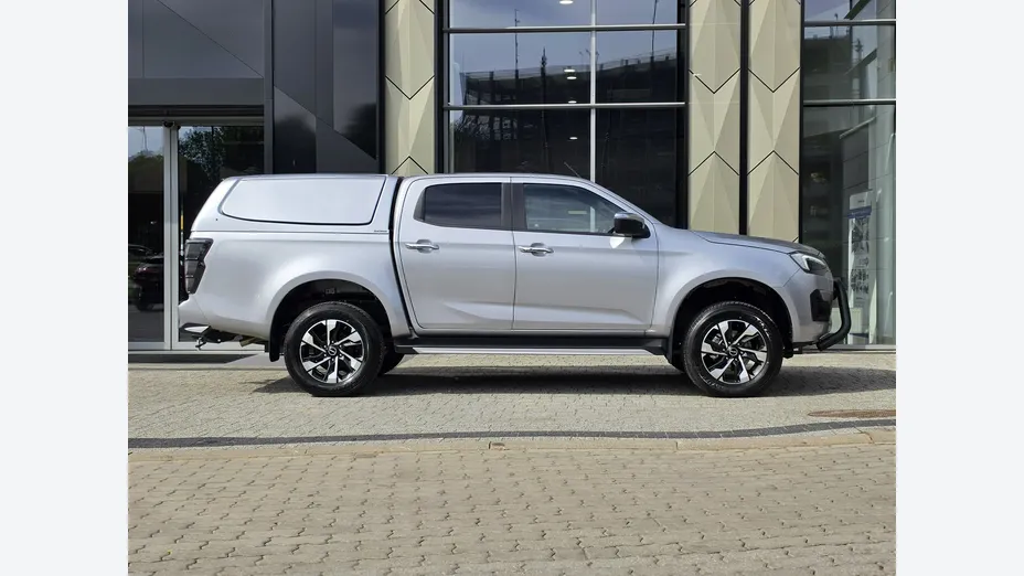 ISUZU D-Max -