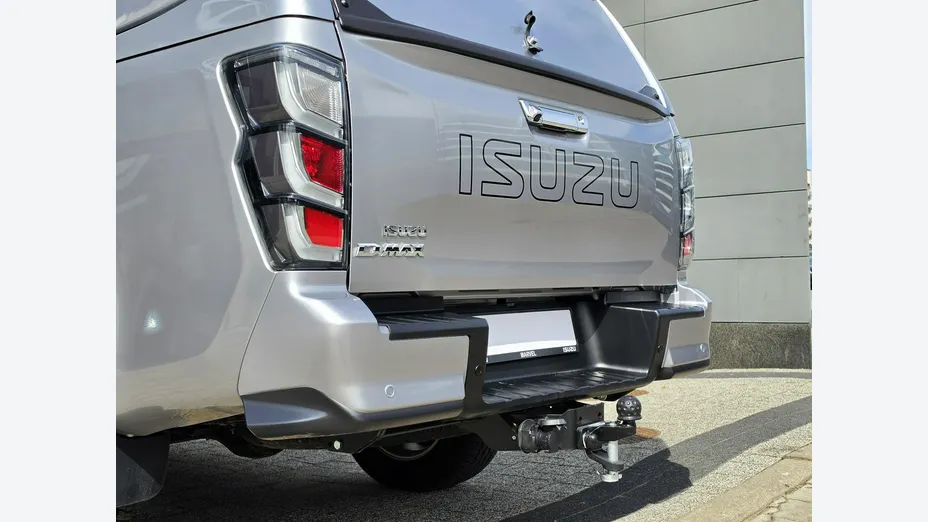ISUZU D-Max -