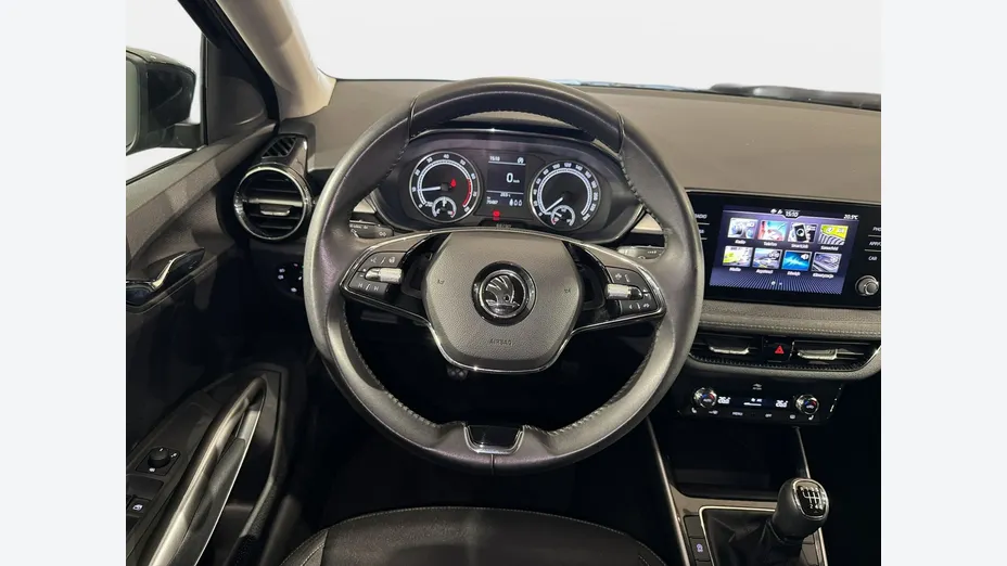 SKODA Fabia -