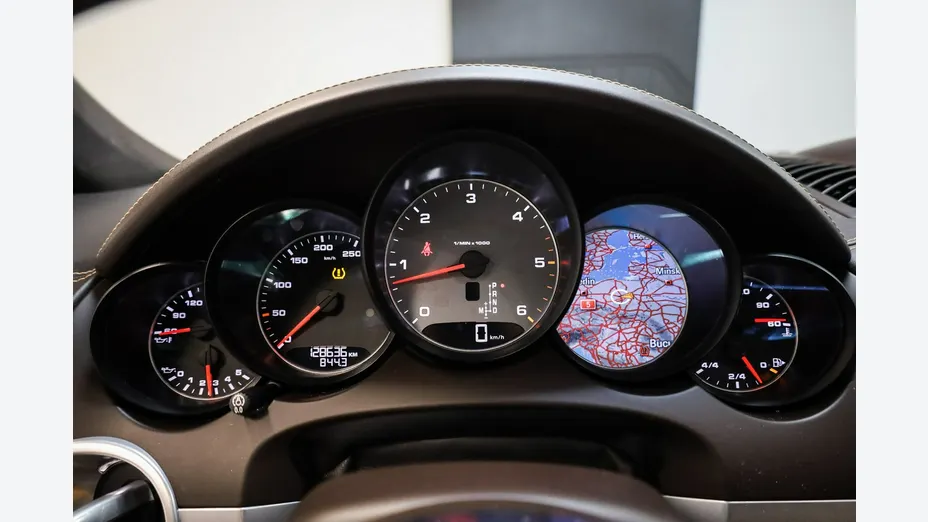 PORSCHE Cayenne -