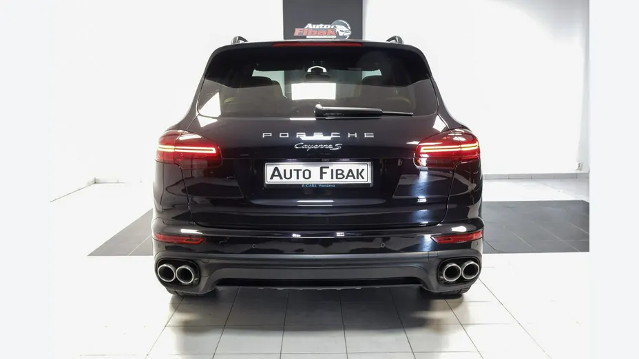 PORSCHE Cayenne -