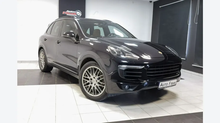PORSCHE Cayenne -