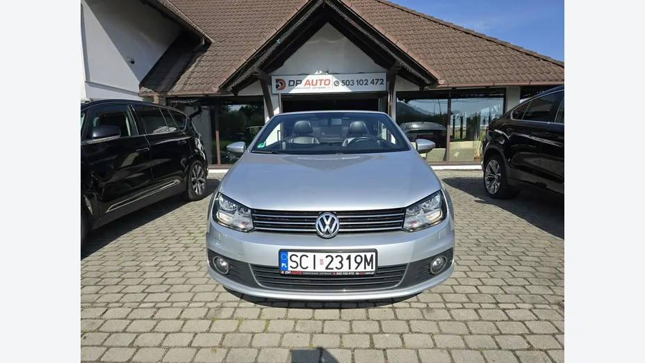 VOLKSWAGEN Eos -