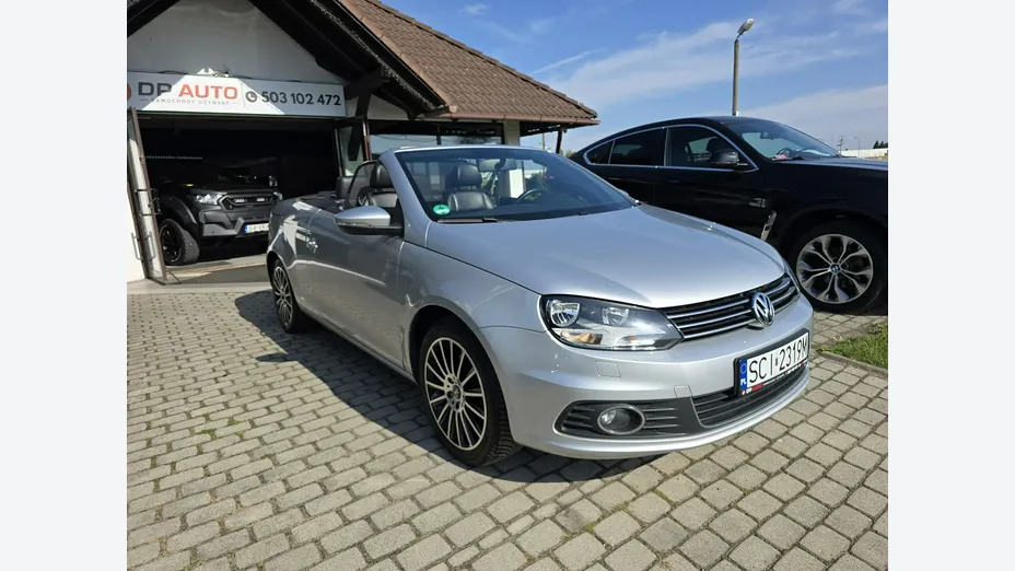 VOLKSWAGEN Eos -