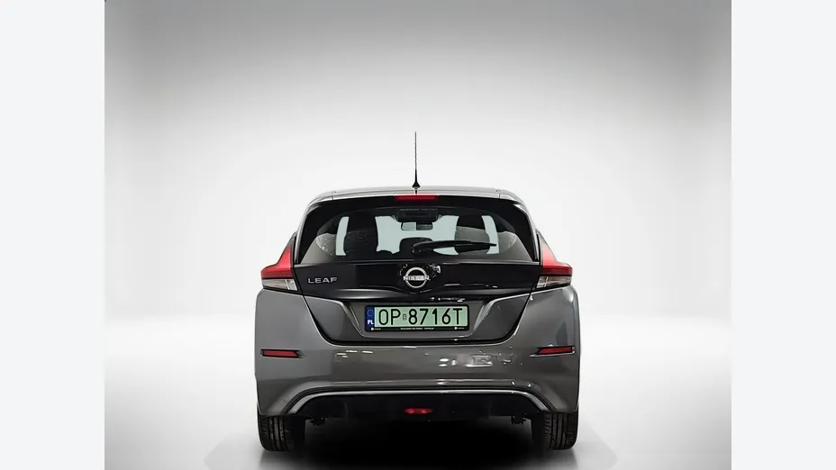 NISSAN Leaf -