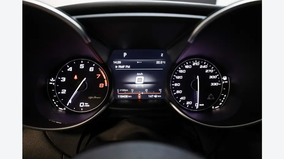 ALFA ROMEO Giulia -