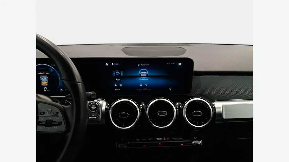MERCEDES-BENZ GLB -