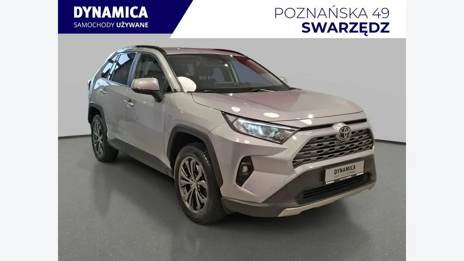 TOYOTA RAV4 -