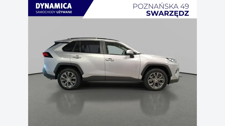 TOYOTA RAV4 -