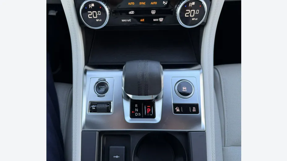 JAGUAR F-Pace -