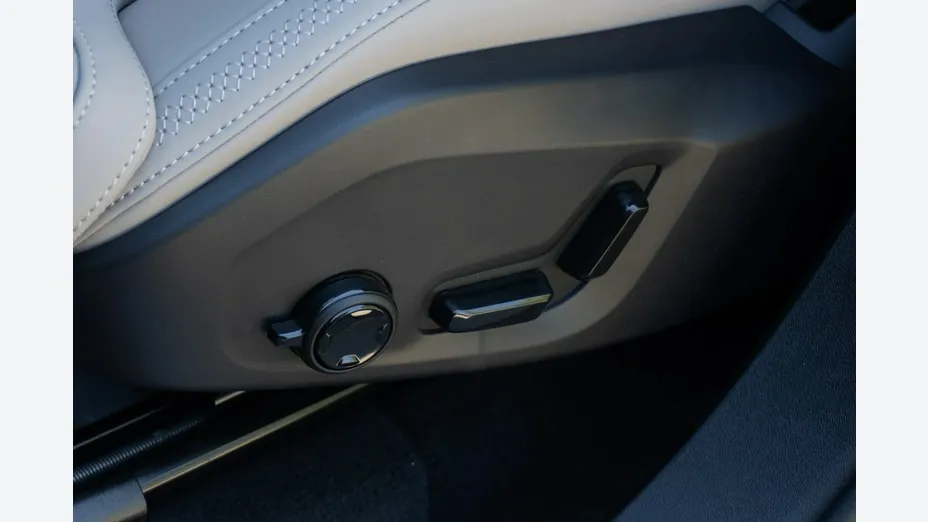 VOLVO XC90 -