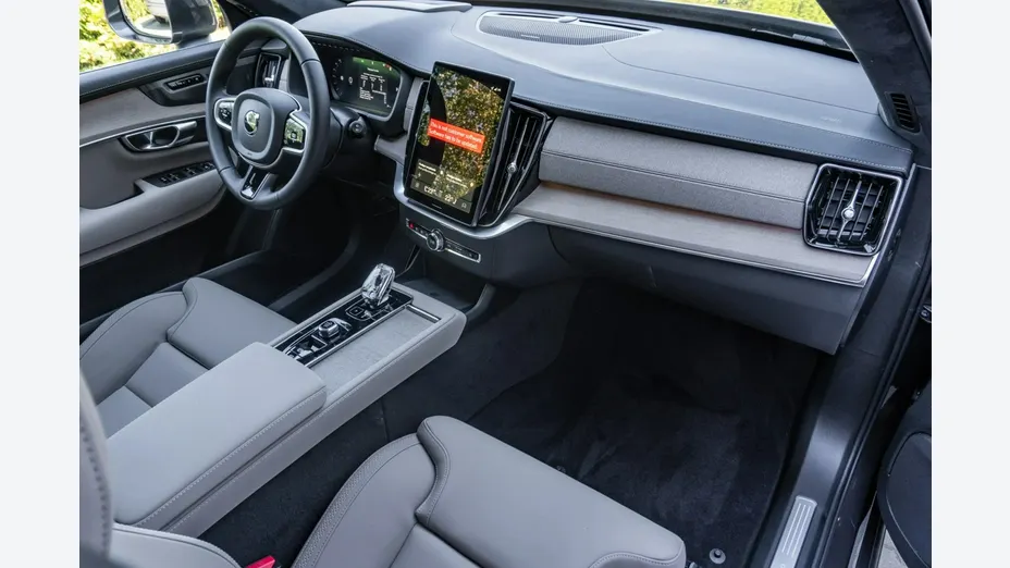 VOLVO XC90 -