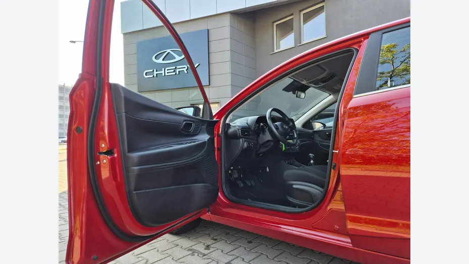 HYUNDAI i20 -