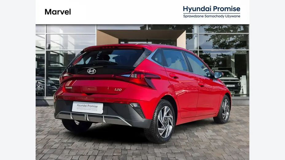 HYUNDAI i20 -