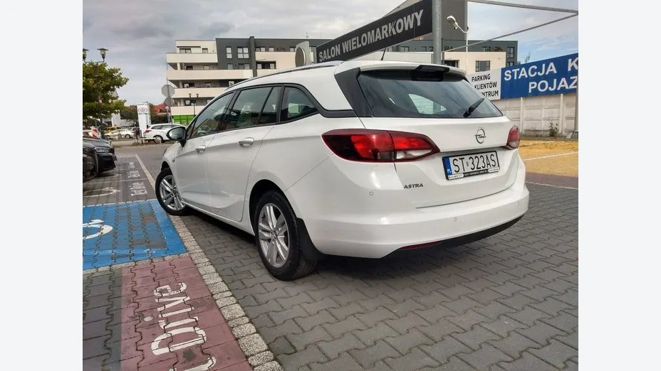 OPEL Astra -