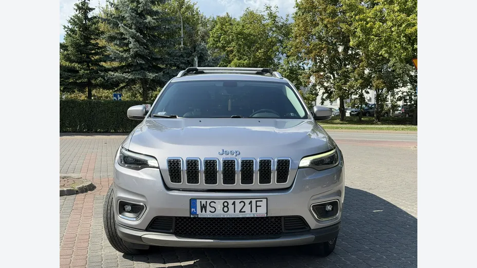 JEEP Cherokee -