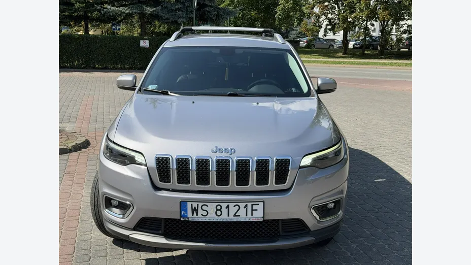 JEEP Cherokee -