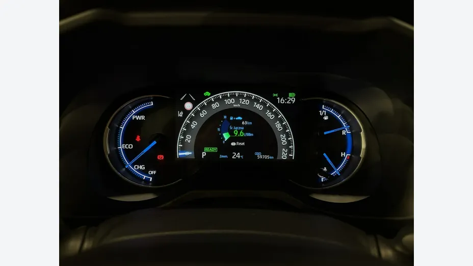 TOYOTA RAV4 -