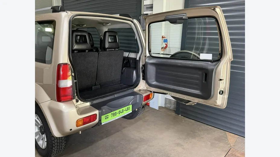 SUZUKI Jimny -